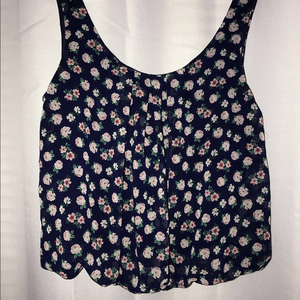 Tank/crop top